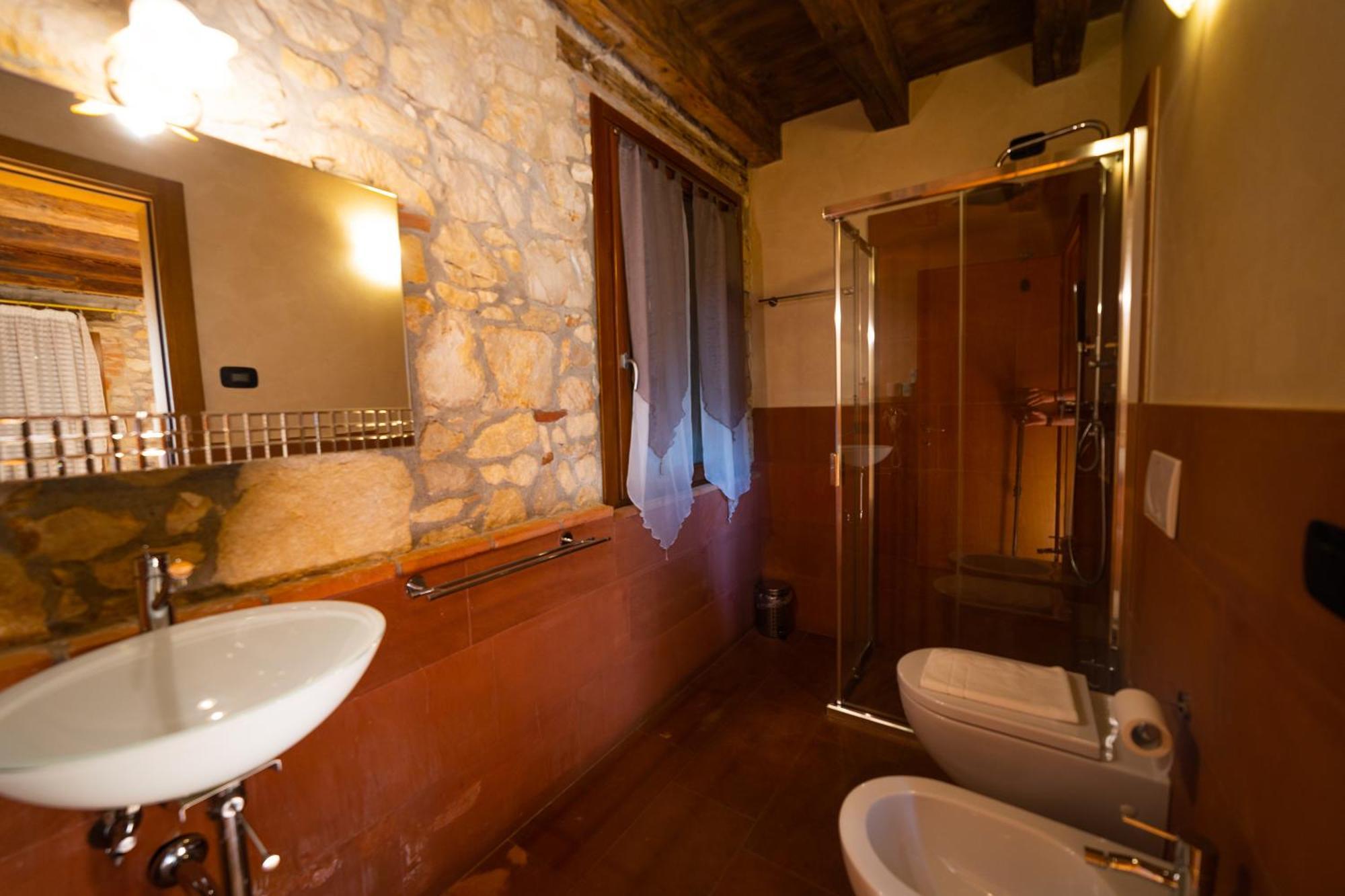 מונטקיו מאג'ורה Agriturismo Riva Ratta מראה חיצוני תמונה